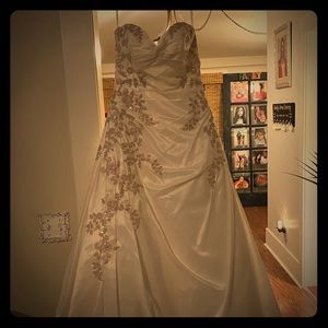 Wedding dress never worn